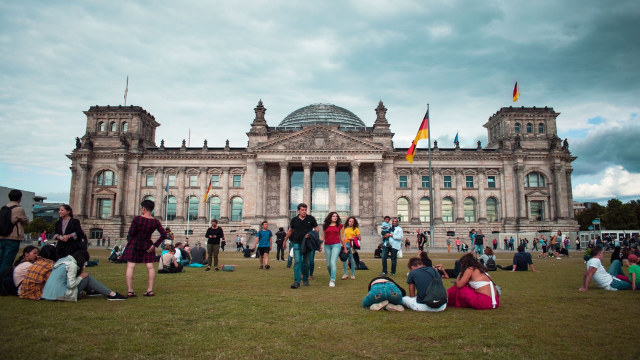 Perguruan Tinggi di Indonesia dengan Pembelajaran Sastra Jerman